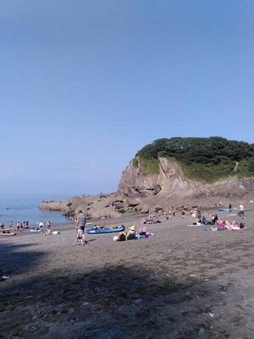 Appartement The Tempest, Sea Views, Coastal & Rural Walks. à Ilfracombe Extérieur photo