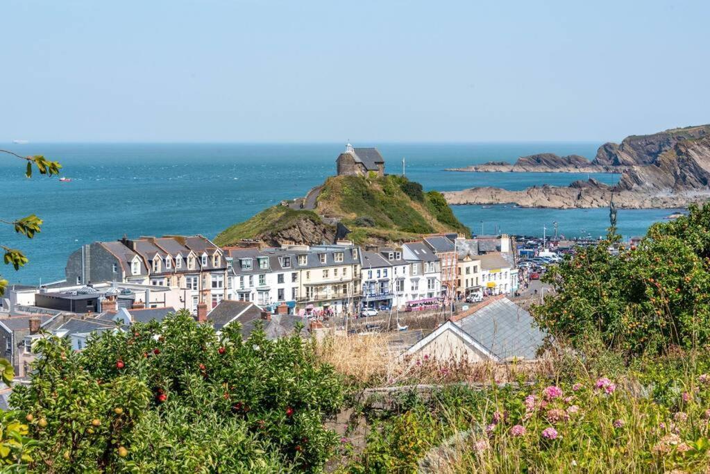 Appartement The Tempest, Sea Views, Coastal & Rural Walks. à Ilfracombe Extérieur photo