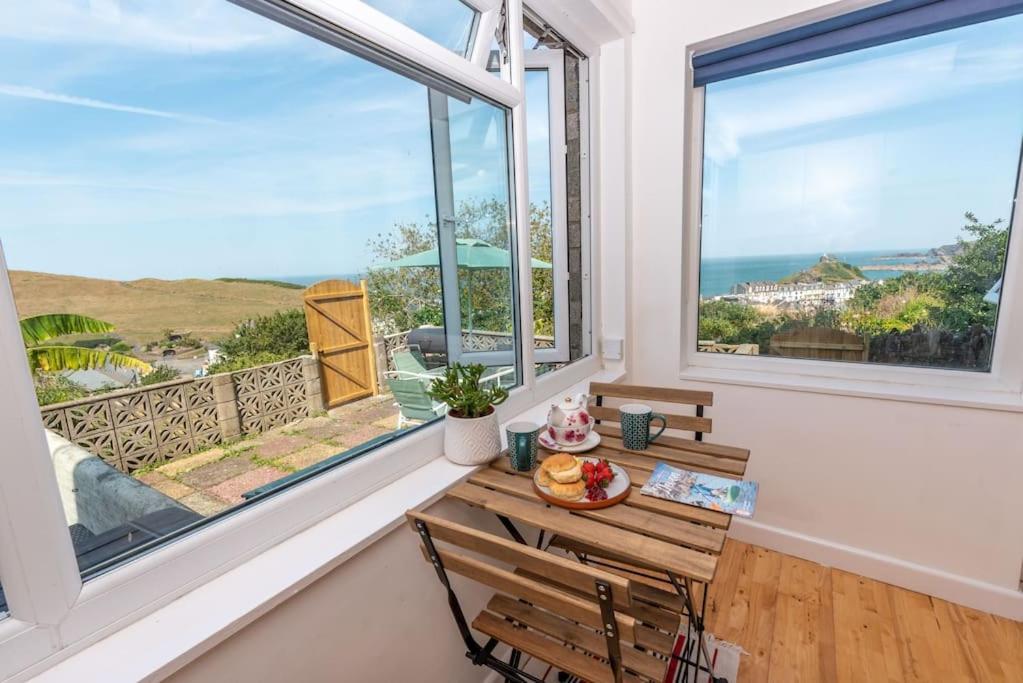 Appartement The Tempest, Sea Views, Coastal & Rural Walks. à Ilfracombe Extérieur photo
